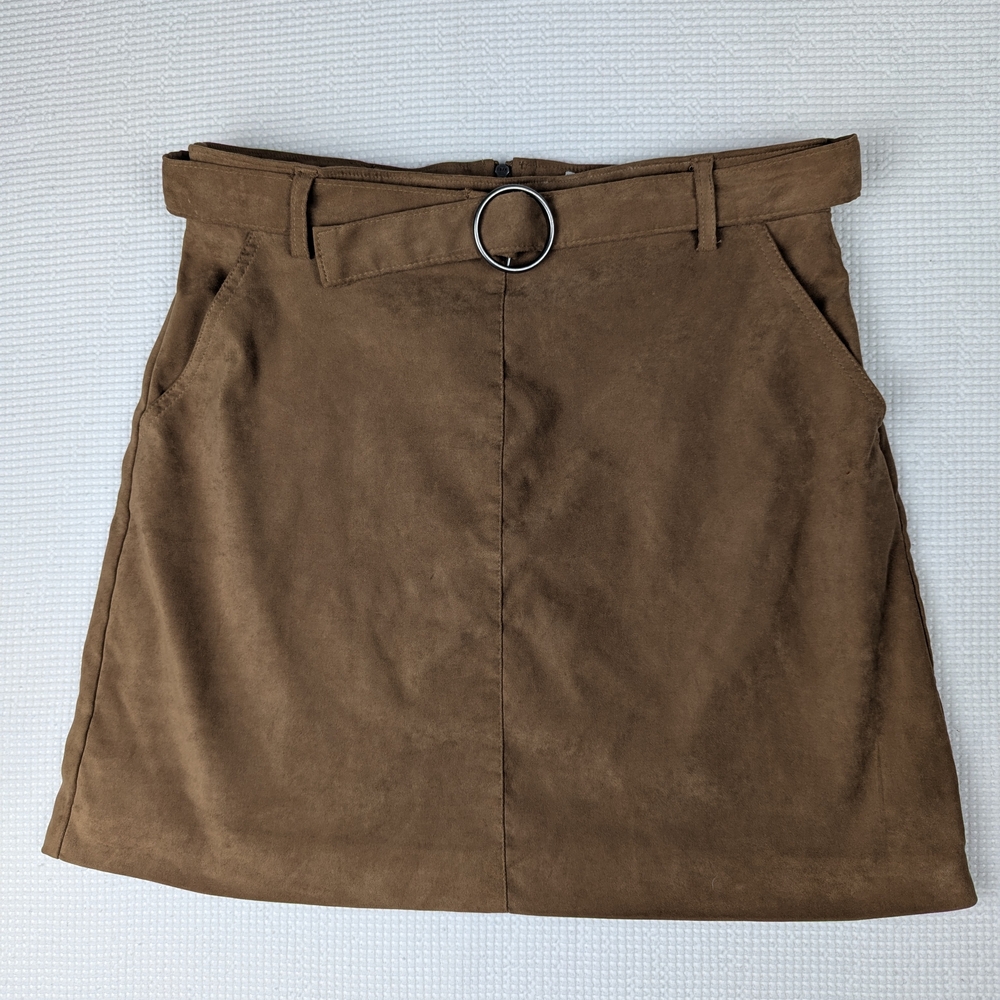 Hollister Y2K Camel Faux Suede  Mini Skirt, Ring Belt, Exposed Zipper Women's M